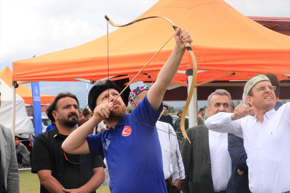 Erzincan'daki Geleneksel Okçuluk Türkiye Şampiyonası devam ediyor