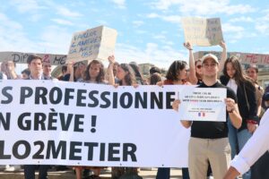 PARİS (AA) – Fransız diplomatlar ülke tarihinde ikinci kez greve