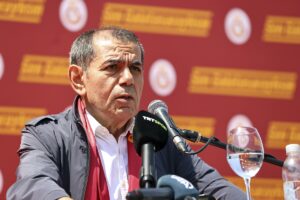 - "Galatasaray'ı zirveye taşımak için gereken fedakarlıkları yapmak zorundayız. El