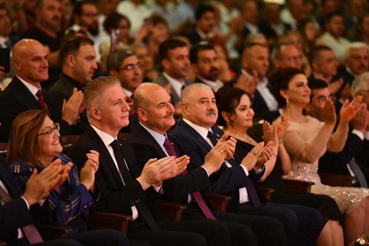 İçişleri Bakanı Soylu, MHP Gaziantep Milletvekili Atay'ın kızının nikah merasimine katıldı