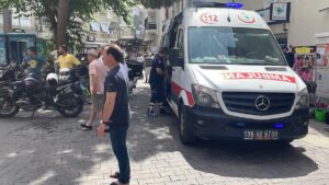 İZMİR (AA) – İzmir'in Karşıyaka ilçesinde işlettiği berber dükkanında silahlı