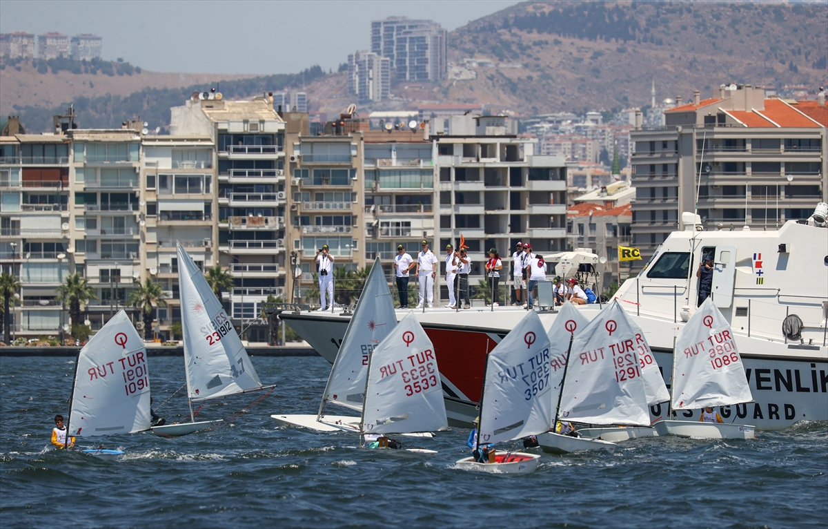 İzmir'de “Ege Sahil Güvenlik 40. Yıl Yelken Yarışları” başladı
