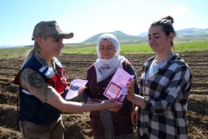 - Bitlis'te, Kadın Destek Uygulaması kapsamında, erken yaşta yapılan evliliklerin