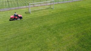 - Geniş antrenman sahaları ile donanımlı tesislere sahip Bolu, yerli