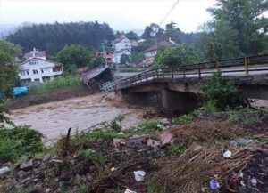 KARABÜK (AA) – Karabük'ün Yenice ilçesinde şiddetli yağış nedeniyle bir