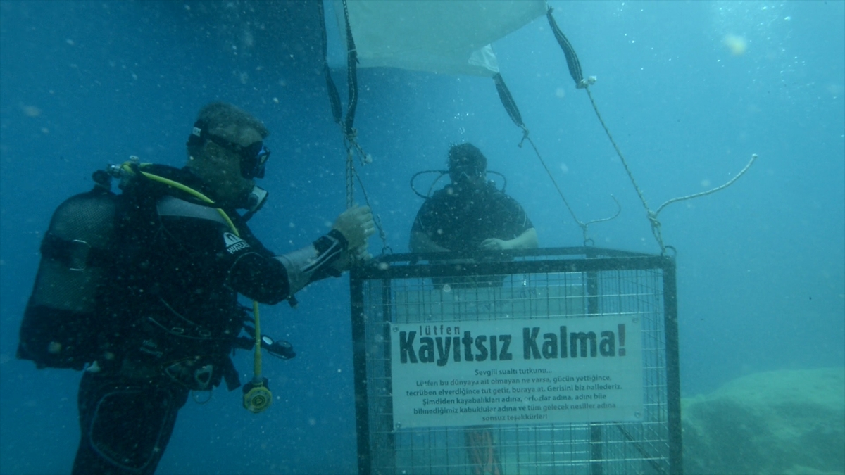 Kaş'ta deniz dibinde atık istasyonları oluşturuluyor