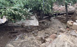 KIRIKKALE (AA) – Kırıkkale'de sağanağın oluşturduğu sel nedeniyle bazı ev