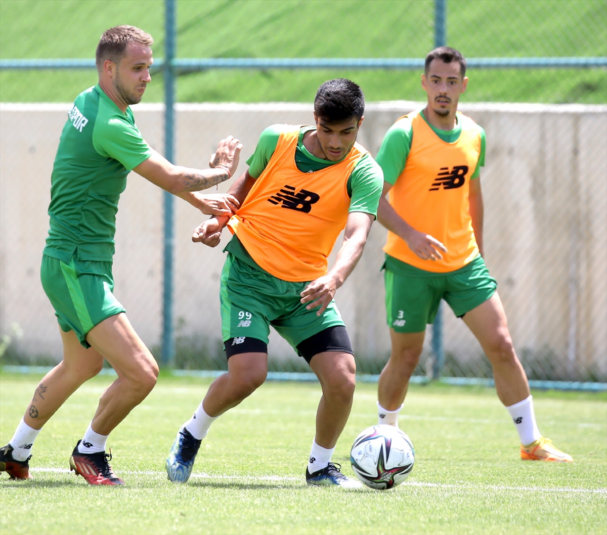 Konyaspor, ikinci etap kamp çalışmalarına Erzurum'da başladı