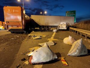 İSTANBUL (AA) – Kuzey Marmara Otoyolu'nda meydana gelen trafik kazasında