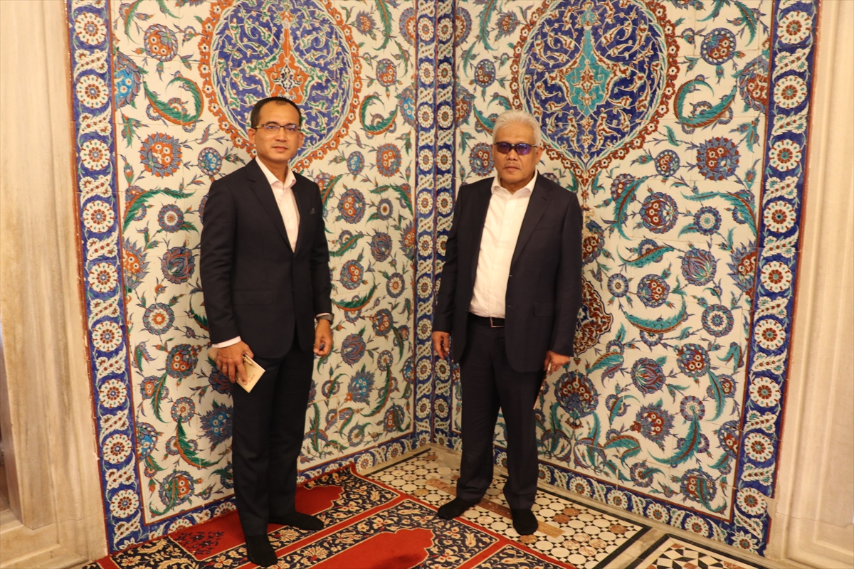Malezya İçişleri Bakanı Zainudin Edirne'de ziyaretlerde bulundu
