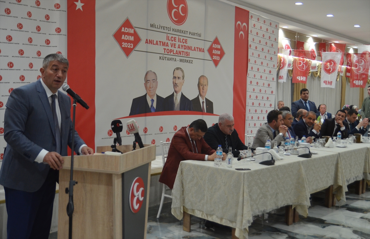 MHP heyeti Kütahya'da “Adım Adım 2023 İlçe İlçe Anlatma ve Aydınlatma” programı düzenledi
