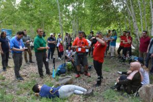 BİTLİS (AA) – Bitlis'in Tatvan ilçesindeki Nemrut Krater Gölü'nde "Doğada