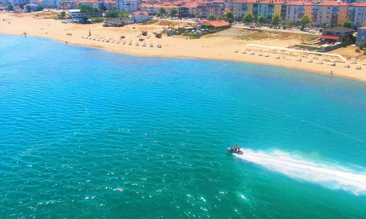 Sakarya'daki 2 plaja bu yıl da mavi bayrak verildi