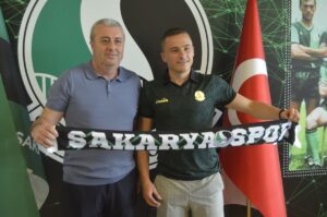 SAKARYA (AA) – Spor Toto 1. Lig'e yükselen Sakaryaspor, Polonyalı