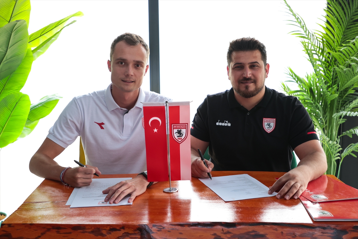 Samsunspor, kaleci Jakub Szumski'yi transfer etti