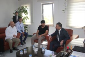 SİİRT (AA) – Siirt Valisi Osman Hacıbektaşoğlu, Kurtalan Devlet Hastanesi