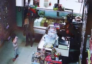 ERZURUM (AA) – Erzurum'da, yediği şeker soluk borusuna kaçan 2