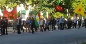 STOCKHOLM (AA) – İsveç'in Göteborg kentinde Götaplatsen Meydanı'nda toplanan bir