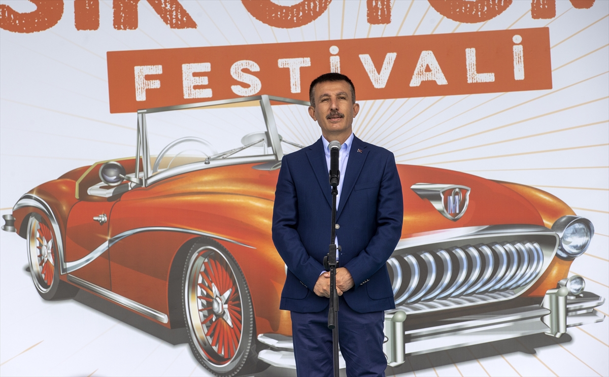 Türkiye Klasik Otomobil Festivali Ankara'da başladı