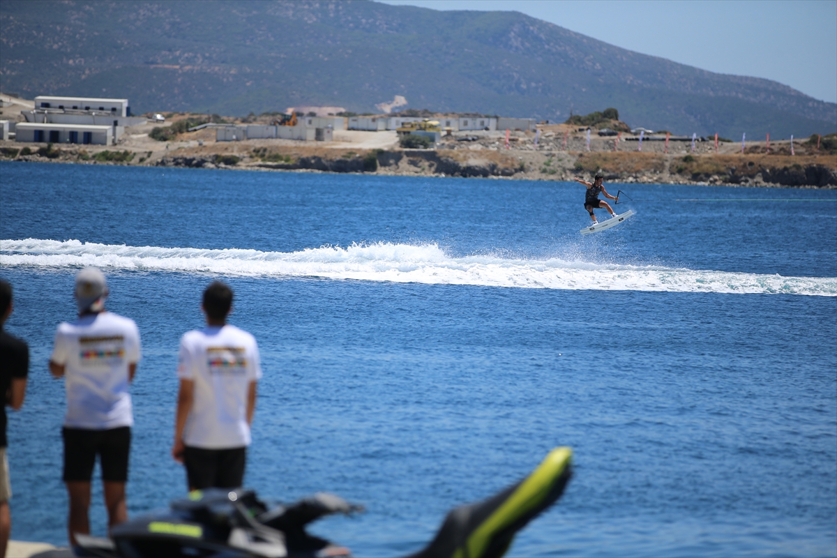 Türkiye Su Jeti ve Flyboard Şampiyonası Bodrum'da başladı