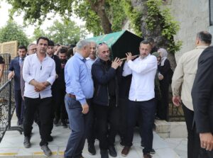 İSTANBUL (AA) – Bir süredir tedavi gördüğü hastanede dün hayatını