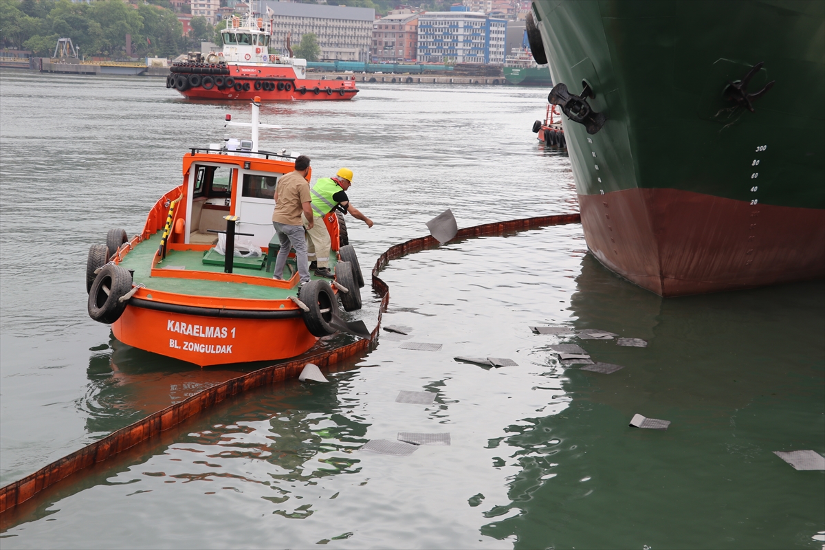 Zonguldak'ta petrol kaynaklı deniz kirliliği riskine karşı tatbikat gerçekleştirildi