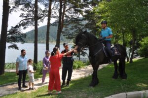 BOLU (AA) – Bolu'nun doğal güzellikleriyle ünlü Abant Gölü Milli