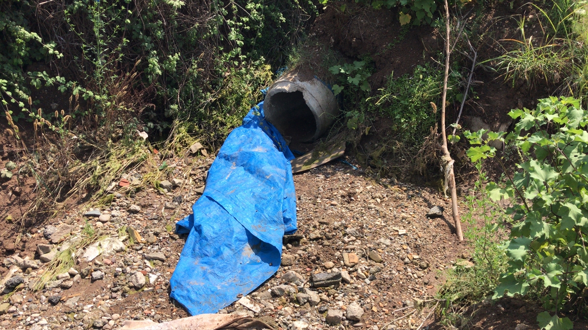 Adana'da su borusuna sıkışmış erkek cesedi bulundu