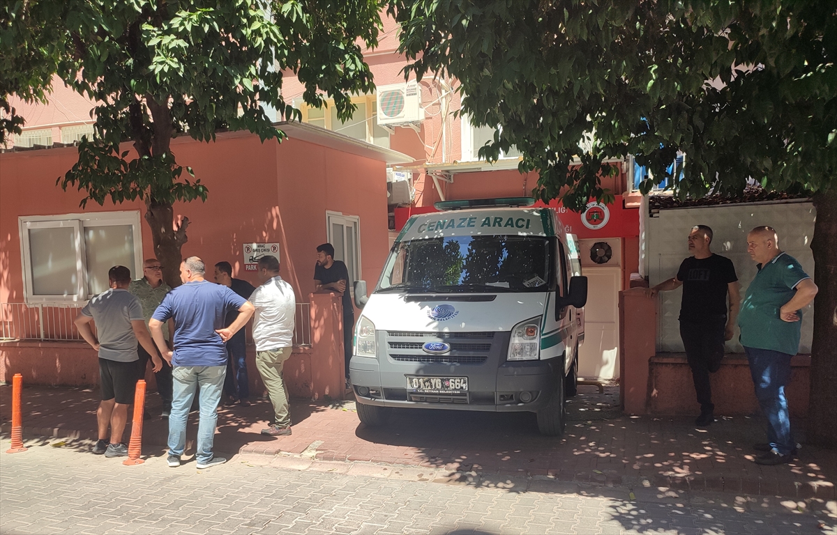 GÜNCELLEME – Adana'da tüfekle vurulan kişi hastanede hayatını kaybetti