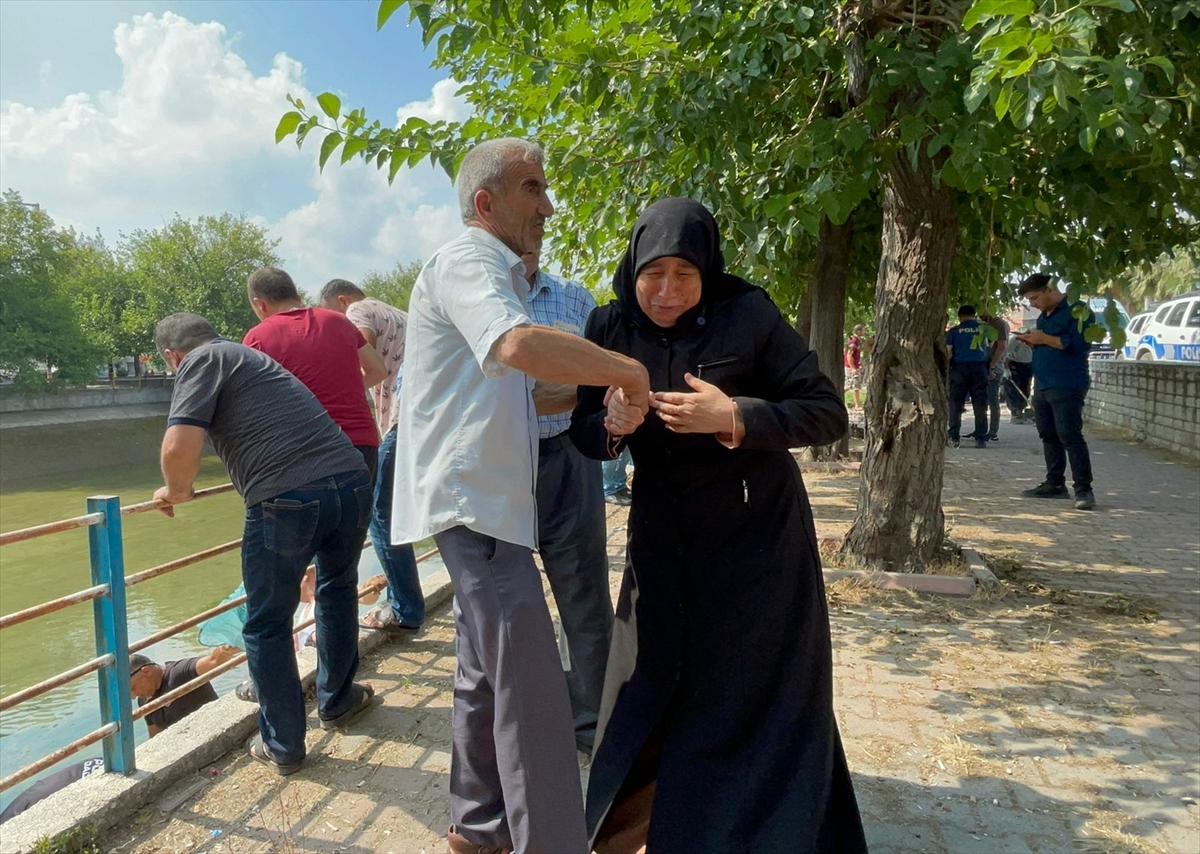 Adana'da yeğenini kurtarmak için girdiği kanalda kaybolan kişinin cansız bedenine ulaşıldı