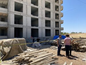 ADIYAMAN (AA) – Adıyaman'ın Kahta ilçesinde çalıştığı inşaatın 9. katından