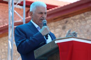 ERZİNCAN (AA) – AK Parti Genel Başkanvekili Binali Yıldırım, petrole