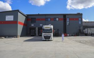 BERLİN (AA) – Almanya'nın başkenti Berlin'de bazı Müslümanlar, "şoksuz kesim"in