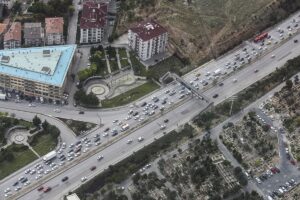 ANKARA (AA) – Başkentte polis ekipleri, Kurban Bayramı öncesi kara