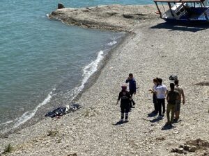 ADIYAMAN (AA) – Adıyaman'da, Atatürk Barajı kıyısında kadın cesedi bulundu.