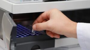 ERZURUM (AA) – Atatürk Üniversitesi Özel Gıda Kontrol Laboratuvarı'nın, Türk