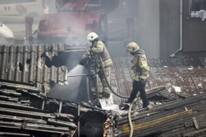 DETAYLAR VE YANGININ SÖNDÜRÜLDÜĞÜ BİLGİSİ EKLENDİ