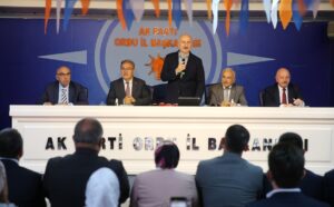 ORDU (AA) – Ulaştırma ve Altyapı Bakanı Adil Karaismailoğlu, trafik