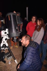 BALIKESİR (AA) – Balıkesir'in Sındırgı ilçesinde düzenlenen Gökyüzü Gözlem Şenliği