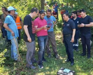 BARTIN (AA) – Bartın'ın Kurucaşile ilçesinde ormanlık alanda kaybolan yaşlı