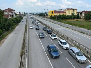 SAKARYA (AA) – Kurban Bayramı tatili için arife günü yola