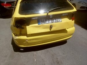 İSTANBUL (AA) – Bayrampaşa'da düğün konvoyunda makas atarak trafiği tehlikeye