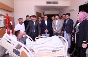 BİTLİS (AA) – Bitlis Valisi Oktay Çağatay, operasyonda yaralanan güvenlik