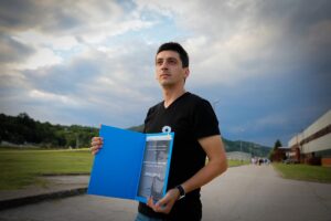 SREBRENİTSA (AA) – Bosna Hersek'te faaliyet gösteren Nino Catic Gazeteciler
