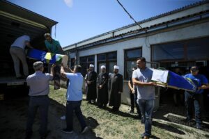 SANSKI MOST (AA) – Bosna Hersek'te 1992-1995'te yaşanan savaşta katledilen