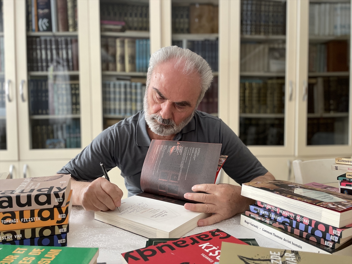 Cemal Aydın, eserlerini tercüme ettiği Garaudy'nin Batı resmine bakışını anlattı: