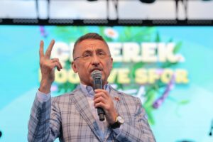 YOZGAT (AA) – Cumhurbaşkanı Yardımcısı Fuat Oktay ile Tarım ve