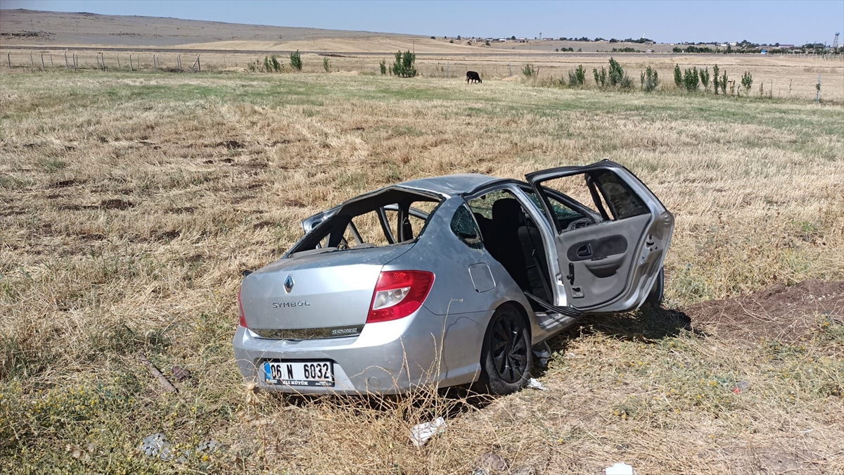 Diyarbakır'da otomobil devrildi, 7 kişi yaralandı