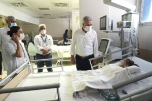 İZMİR (AA) – Ege Üniversitesi (EÜ) Hastanesinde, kalp yetmezliği nedeniyle