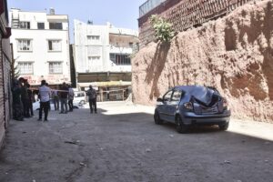 GAZİANTEP (AA) – Gaziantep'in Şahinbey ilçesinde park halindeyken hareket eden